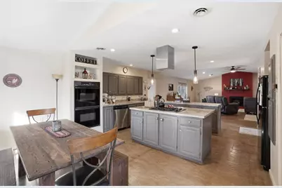 38630 Woodview Lane, Le Center, MN 56057 - Photo 5