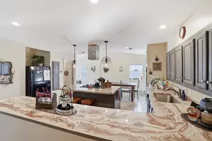 38630 Woodview Ln, Le Center, MN 56057 - Photo 3
