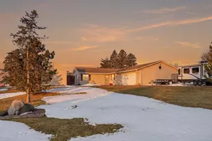 38630 Woodview Ln, Le Center, MN 56057 - Photo 33