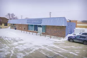 916 Litchfield Ave SW, Willmar, MN 56201 - Photo 1