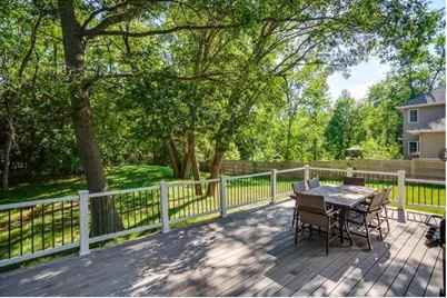 12601 Ridgemount Avenue W, Hopkins, MN 55305 - Photo 23