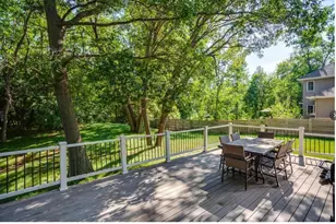 12601 Ridgemount Ave W, Hopkins, MN 55305 - Photo 23