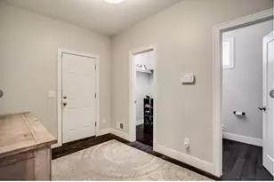 12601 Ridgemount Ave W, Hopkins, MN 55305 - Photo 13