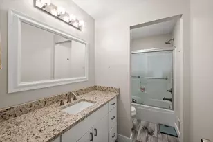 12601 Ridgemount Ave W, Hopkins, MN 55305 - Photo 21