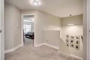 12601 Ridgemount Ave W, Hopkins, MN 55305 - Photo 15