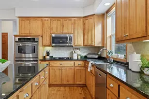 7423 Tristan Knoll, Excelsior, MN 55331 - Photo 17