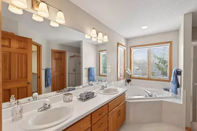 4260 Evergreen Lane N, Plymouth, MN 55441 - Photo 19