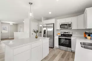 617 Sienna Dr, Watertown, MN 55388 - Photo 13