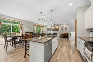 10067 Toledo Dr N, Brooklyn Park, MN 55443 - Photo 7
