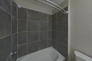 15012 Viewcrest Ln, Burnsville, MN 55306 - Photo 17