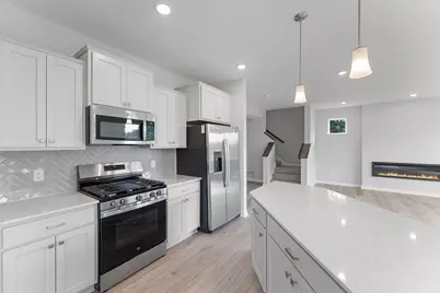 600 Haywood Drive, Lino Lakes, MN 55014 - Photo 7