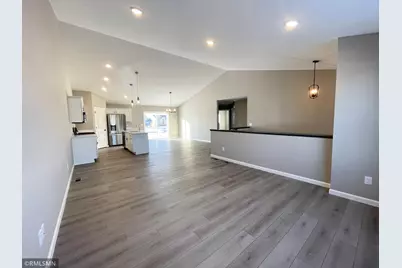 19918 English Avenue N, Forest Lake, MN 55025 - Photo 7