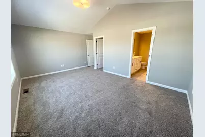 19918 English Avenue N, Forest Lake, MN 55025 - Photo 9