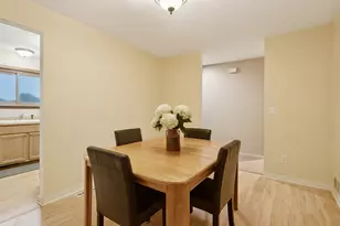 1603 Raindrop Dr, Eagan, MN 55121 - Photo 7