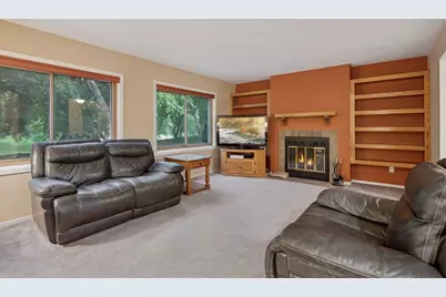 1603 Raindrop Drive, Eagan, MN 55121 - Photo 3