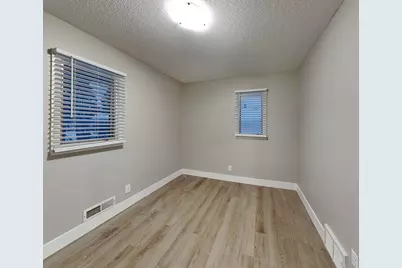 8140 49th Avenue N, New Hope, MN 55428 - Photo 11