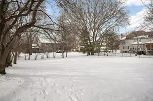 8827 Flesher Cir, Eden Prairie, MN 55347 - Photo 45