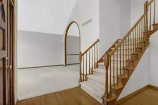 8827 Flesher Cir, Eden Prairie, MN 55347 - Photo 5