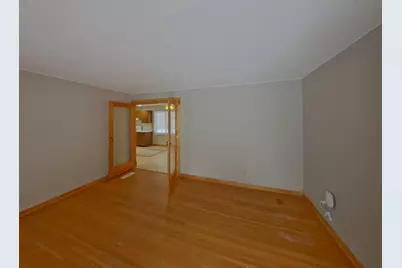 2605 Eastman Drive, New Brighton, MN 55112 - Photo 3