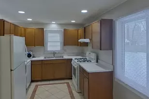 2605 Eastman Dr, New Brighton, MN 55112 - Photo 9