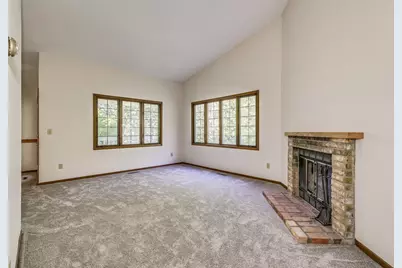 3569 Blue Jay Way #201, Eagan, MN 55123 - Photo 5