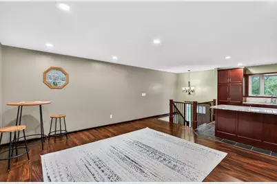 1340 Balsam Street E, Eagan, MN 55123 - Photo 7