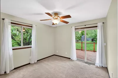 1340 Balsam Street E, Eagan, MN 55123 - Photo 17