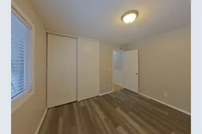 3200 Jurdy Court S, Eagan, MN 55121 - Photo 9