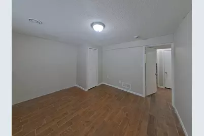 3200 Jurdy Court S, Eagan, MN 55121 - Photo 11