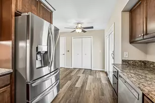 91 65 1/2 Way NE, Fridley, MN 55432 - Photo 7