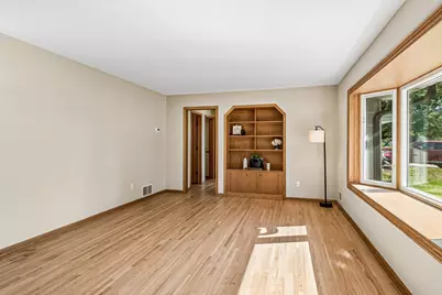 91 65 1/2 Way NE, Fridley, MN 55432 - Photo 3