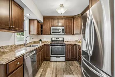 91 65 1/2 Way NE, Fridley, MN 55432 - Photo 5