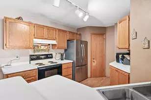 2209 E 117th Street E, Burnsville, MN 55337 - Photo 9