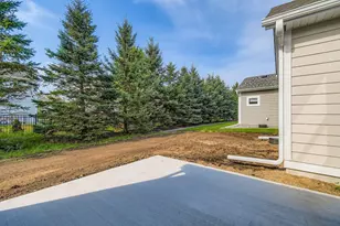 5054 Dale Ridge Rd, Woodbury, MN 55129 - Photo 27