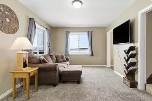 33987 County 8 Blvd, Cannon Falls, MN 55009 - Photo 9