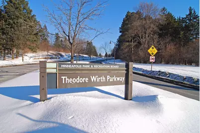 15 Upton Avenue S, Minneapolis, MN 55405 - Photo 67