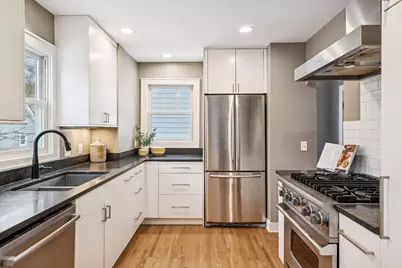 15 Upton Avenue S, Minneapolis, MN 55405 - Photo 15