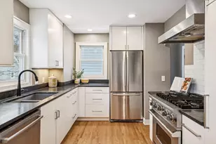 15 Upton Ave S, Minneapolis, MN 55405 - Photo 15