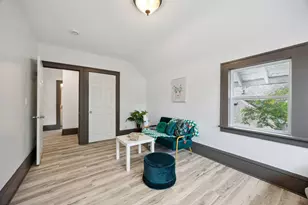 613 W 38th St, Minneapolis, MN 55409 - Photo 17