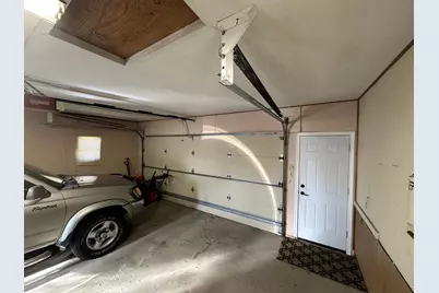 210 E Oakland Avenue, Luverne, MN 56156 - Photo 29