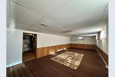 210 E Oakland Avenue, Luverne, MN 56156 - Photo 17