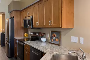 85 Deerwood Ct, Hudson, WI 54016 - Photo 11