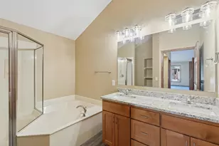 85 Deerwood Ct, Hudson, WI 54016 - Photo 11