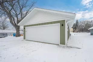 704 NW 8th Ave, Grand Rapids, MN 55744 - Photo 21