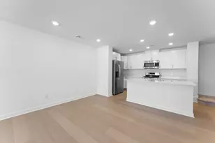 5237 Long Pointe Pass, Woodbury, MN 55129 - Photo 7