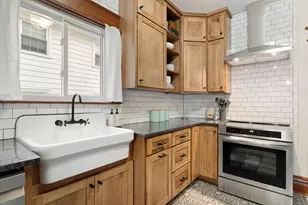 701 11th St NW, Austin, MN 55912 - Photo 7