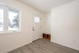 724 NW 8th Ave, Grand Rapids, MN 55744 - Photo 11