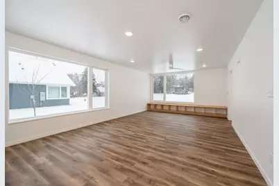 712 NW 8th Avenue, Grand Rapids, MN 55744 - Photo 9