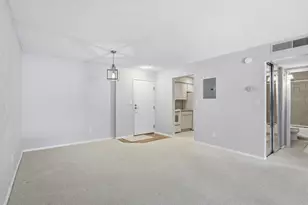 2670 Oxford St N, Roseville, MN 55113 - Photo 7