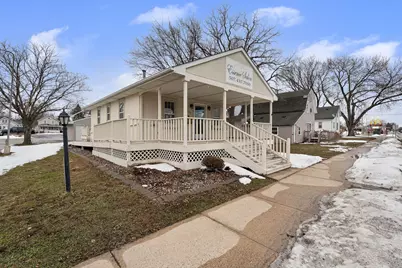 1106 1st Avenue SW, Austin, MN 55912 - Photo 1